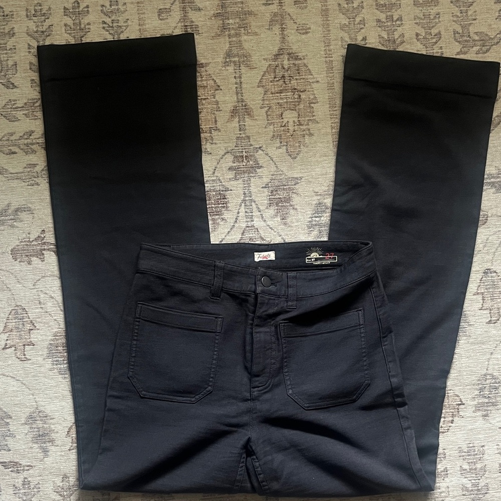 Faherty Women's Wide Leg Pants in Black